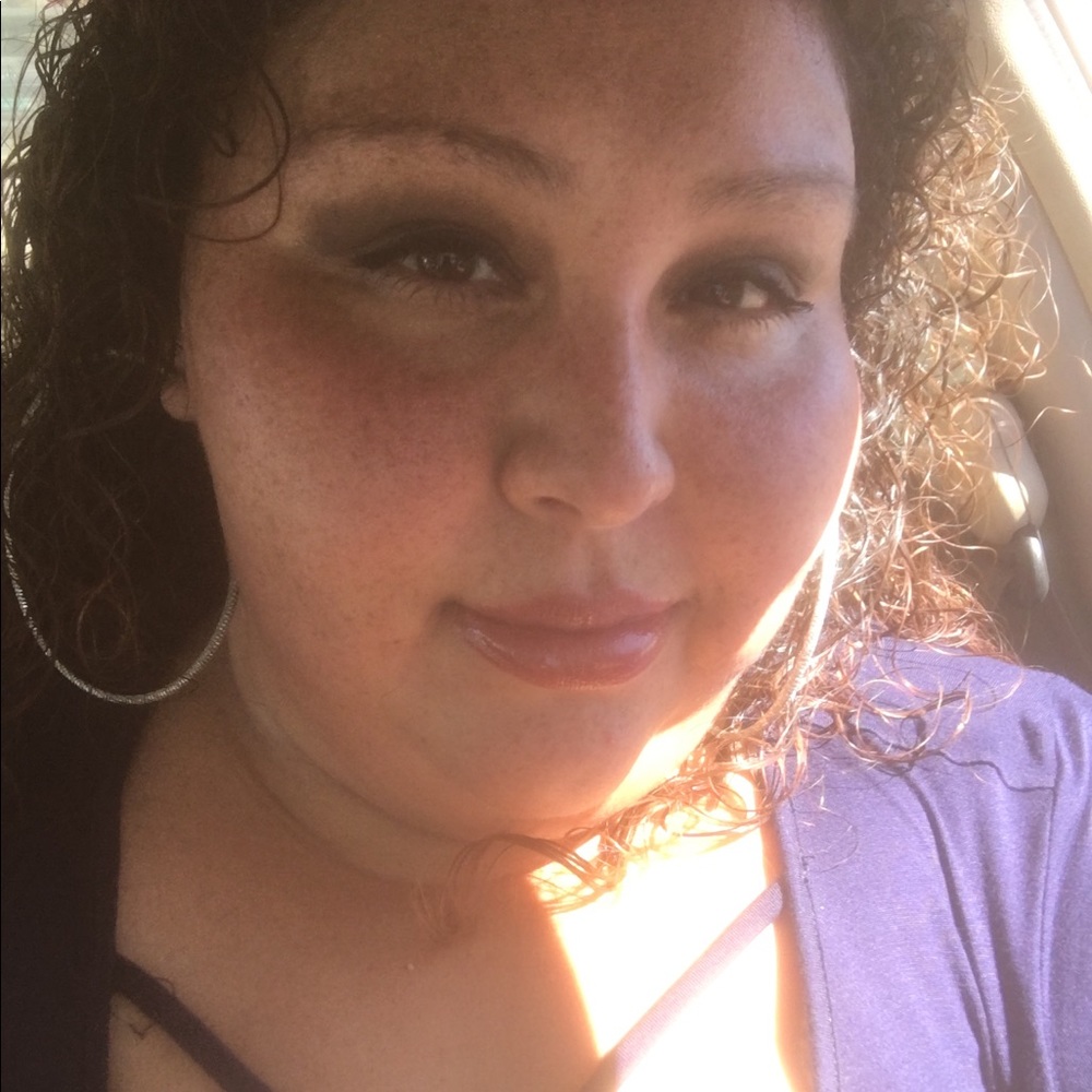 Meet your Posher, Veronica